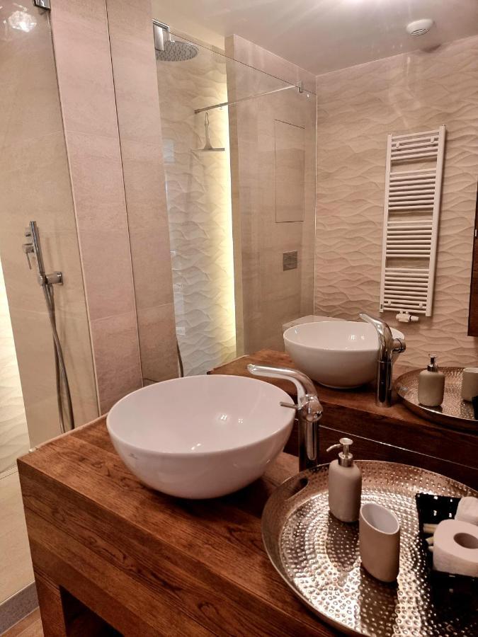 Majestic Golden View Apartamento Bratislava Exterior foto